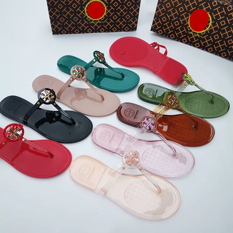 

Luxury ladies slippers jelly flat metal buckle flip flop for beach sandals for womens, Customized color