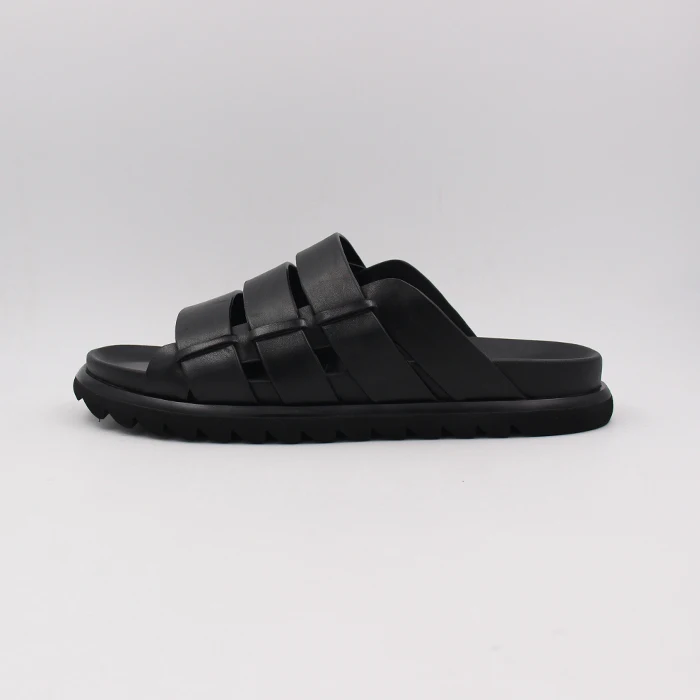 
2020 new small size leisure male sandals comfortable summer leather slippers men 
