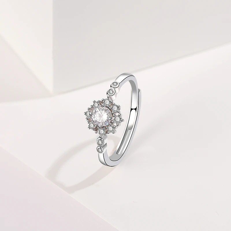 

Wholesale Trend Fashion 925 Sterling Silver One Stone circle Dainty Zircon Rings woman