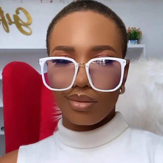 

Fashion New Clear Glasses Frame Anti-blue Light Women Eyeglasses Classic Square Metal Optics Computer Eye Glasses Men Myopia