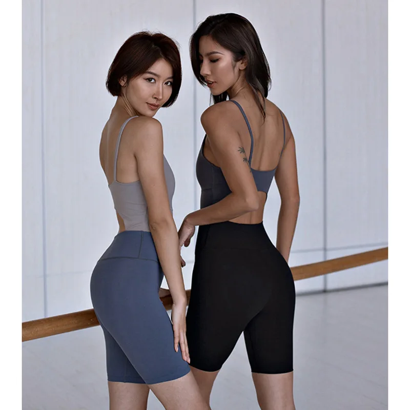 

Latest Women Fitness Bodysuit Contrast Color Stitching Cross Back Yoga Clothes Shorts Romper Jumpsuit Women, Customized color
