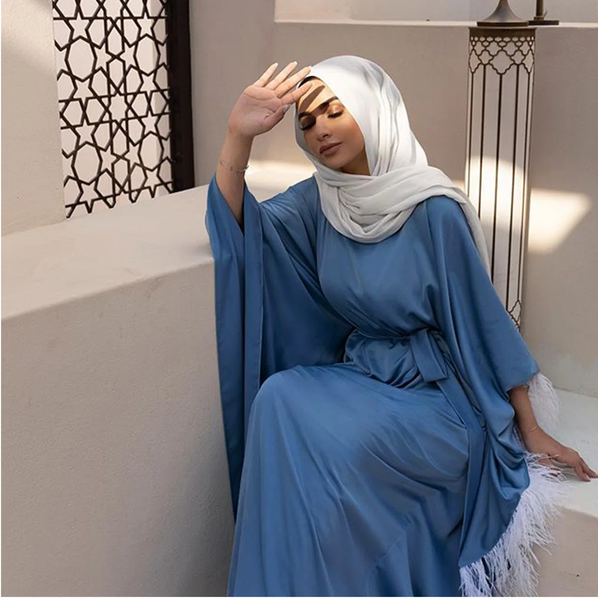 

Fashion Stitching Feather Elegant Loose Muslim Robe Bat Sleeve Large Women's Dress Abaya Wholesale, Black, blue