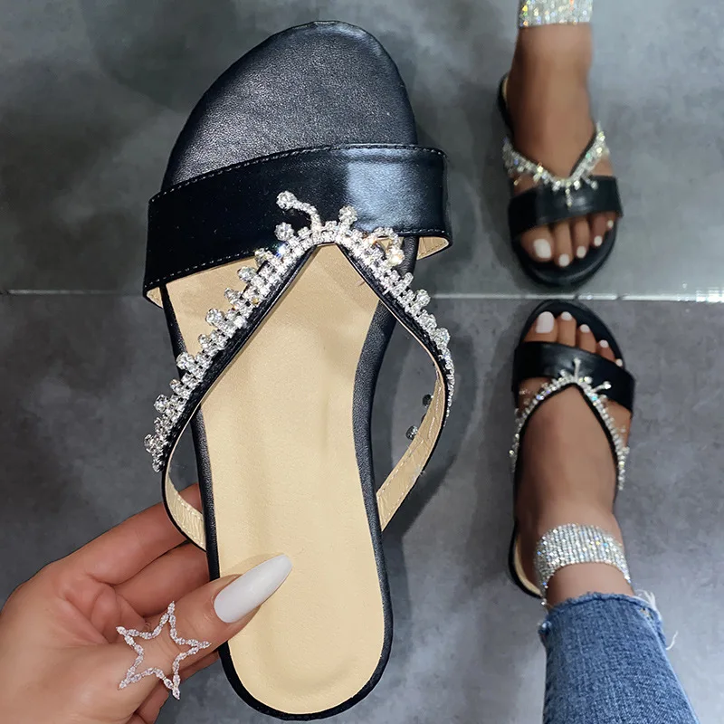 

Women Sandals Summer Shoes Flat Bottom Comfortable Slippers Ladies Casual Beach Pearl Rhinestone Diamond Sandals