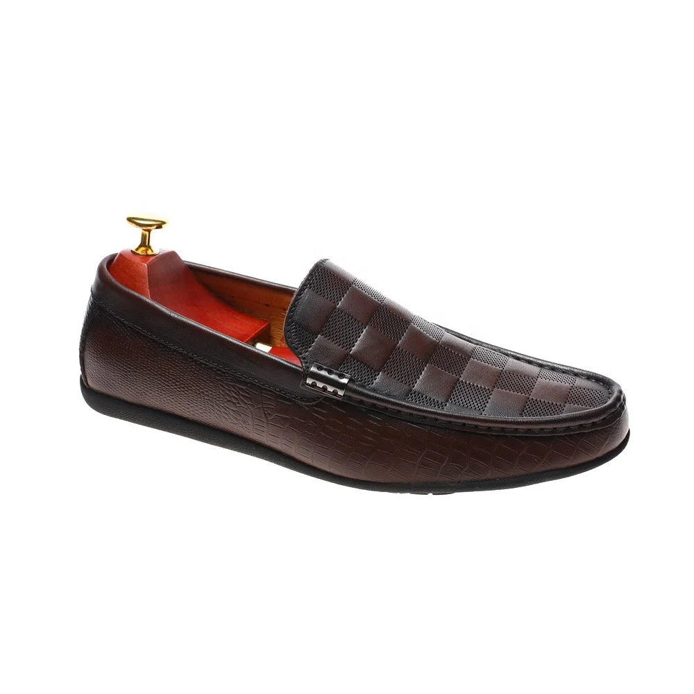 

2021 New Italian Casual Men Shoes Driving Luxury Loafers Shoes For Men