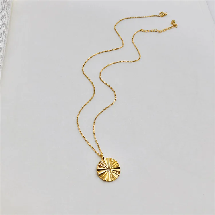 

Fashion Elegant Charm Statement Sterling Silver Women Necklace, Picture shows
