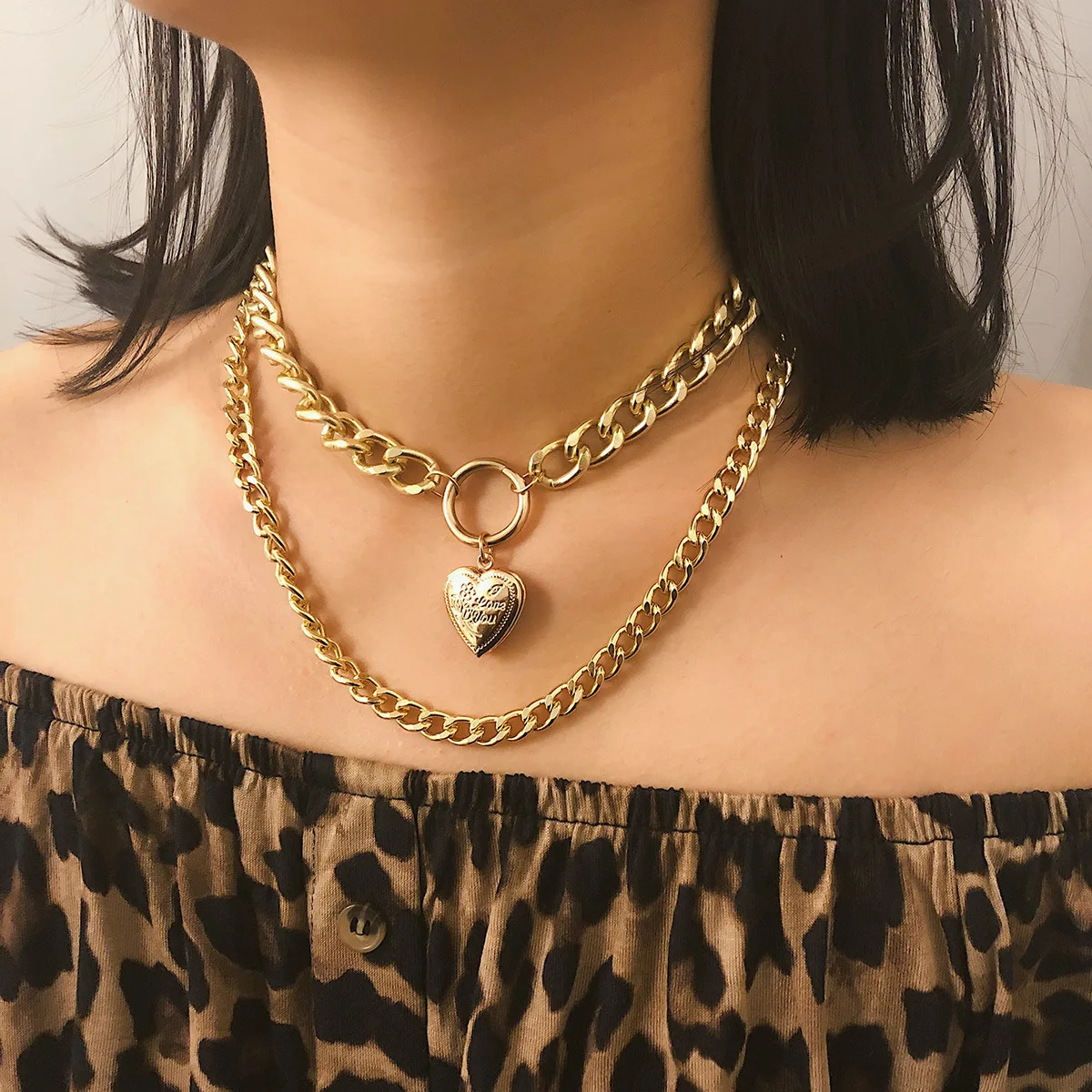 

Punk Gold Metal Elegant Heart Pendant Multi Layer Chunky Chain Choker