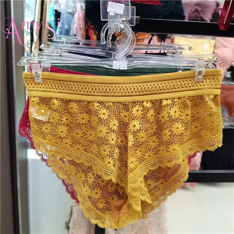 

0.85 usd NK434 Summer Comfortable Hollow Out Lace Ladies Seamless Underwear Sexy Women lace Panties, Mix color