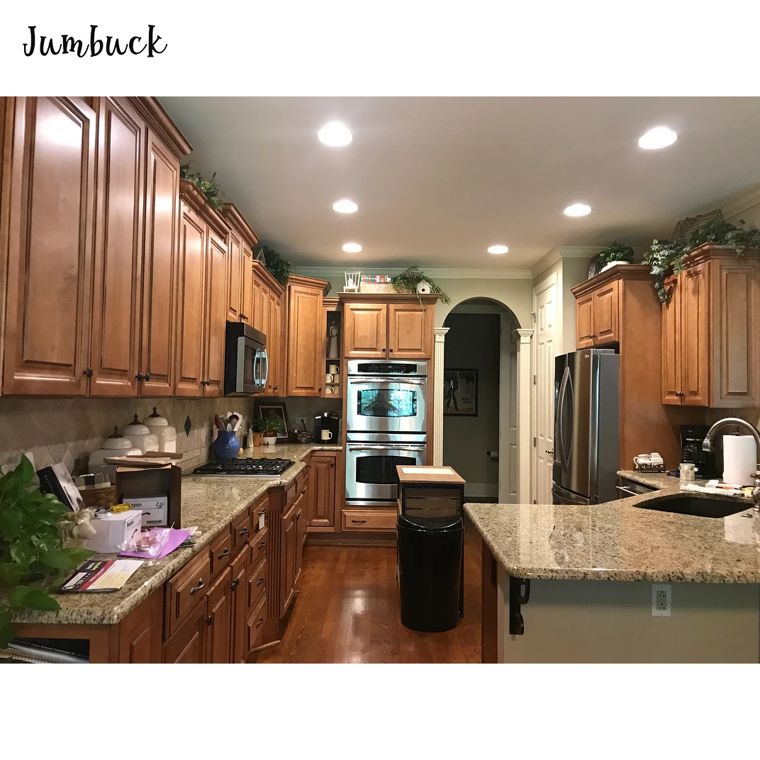 白と茶色の無垢材組み立てサウジアラビアキッチンキャビネットキッチンデザイン Buy サウジアラビアキッチンキャビネットキッチンデザイン Mdf デザインキッチンキャビネット カスタムメイドシェーカーキッチンキャビネット Product On Alibaba Com