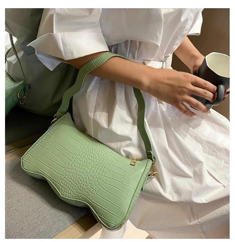 

New simple crocodile single shoulder bag with all kinds of fashion retro handbag, As picture