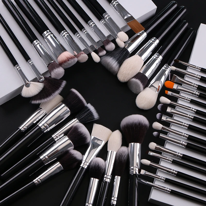 

Makeup Brushes Set 40pcs Wood Handle Cosmetics Make up Tools Powder Contour Foundation Eyeshadow Brush, Black+silver