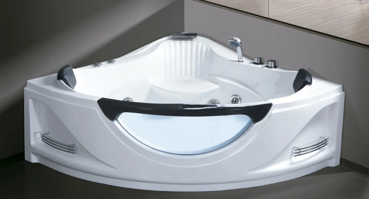 free standing jetted bathtub