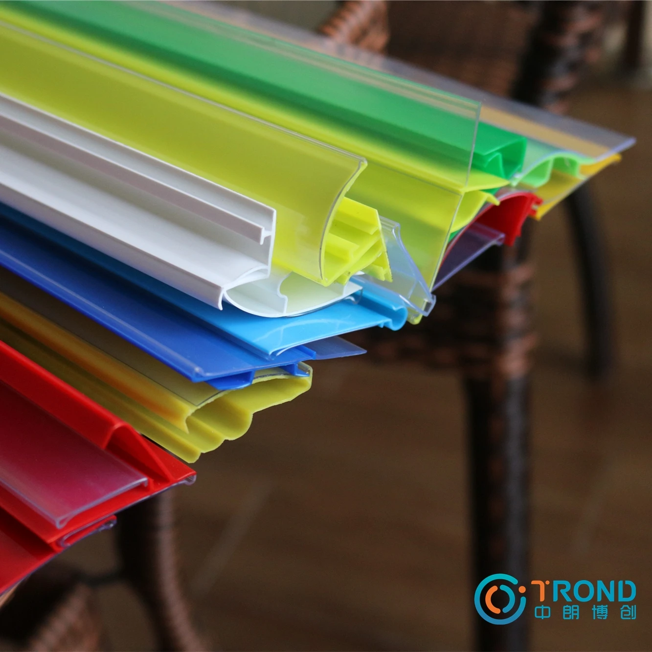 Data strip label price tag