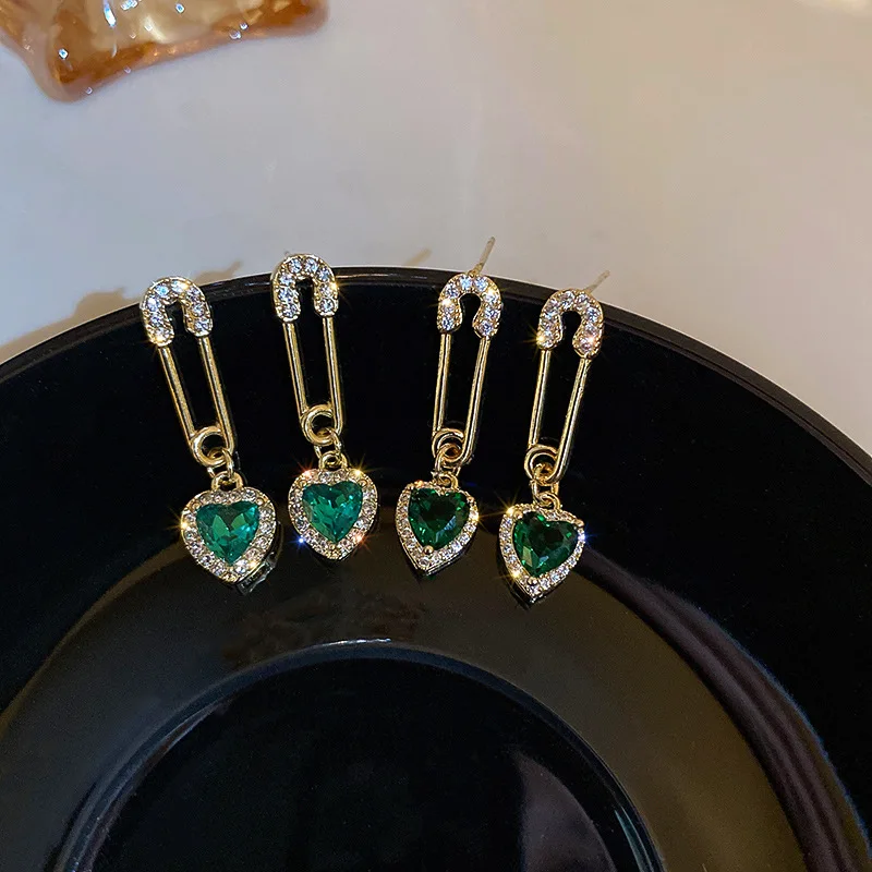 

S925 Silver Needle Emerald Crystal Heart Drop Earrings Gold Plated Sparkling Micro Paved Crystal Rhinestone Pin Earrings Women