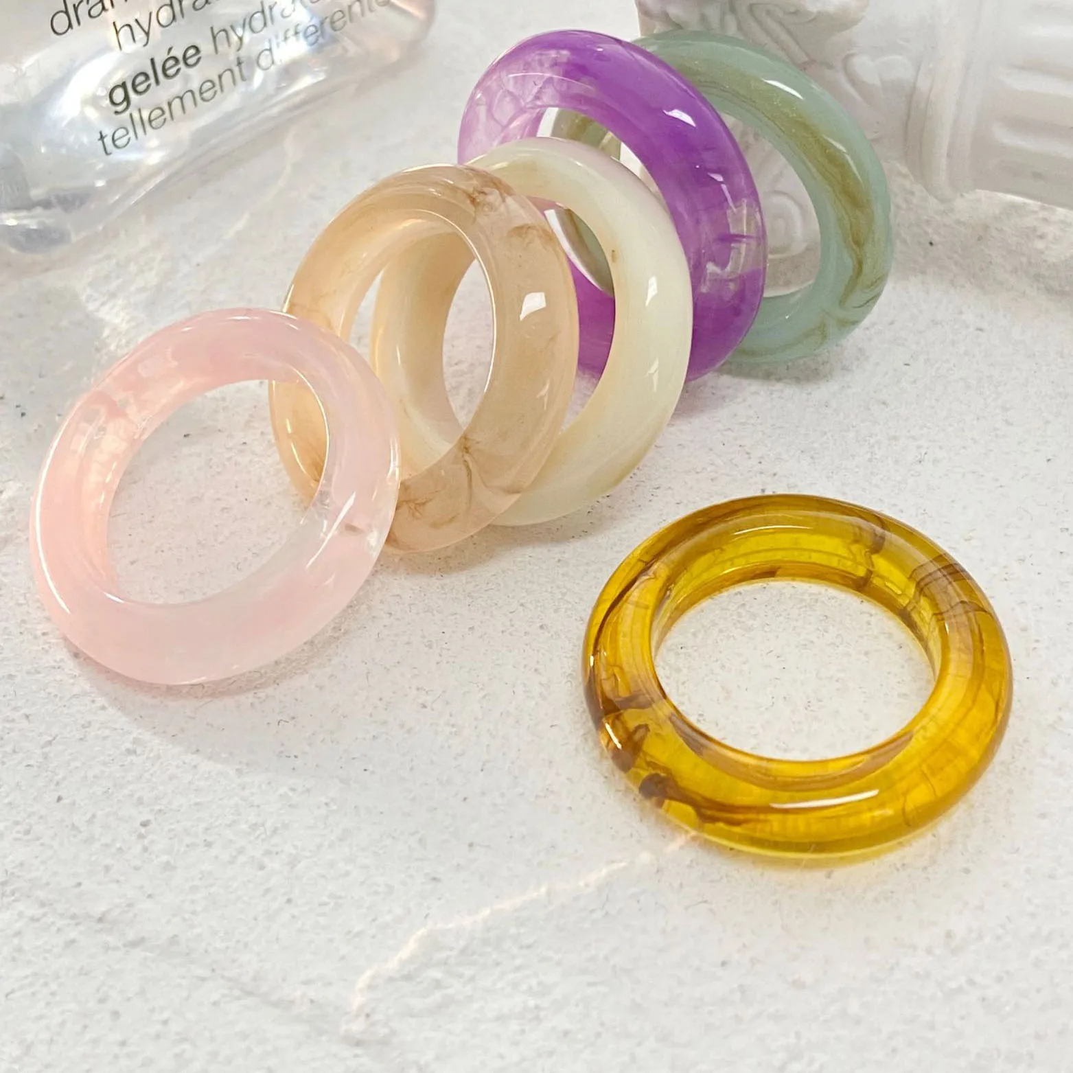 

Summer No fade Resin Jewelry Clear Acrylic Index Finger Ring Fashion Acrylic Colorful Rings for women