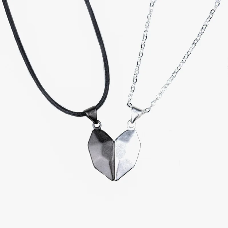 

Inspiring Design Magnetic Pendant Couple Necklace for Lovers, Silver