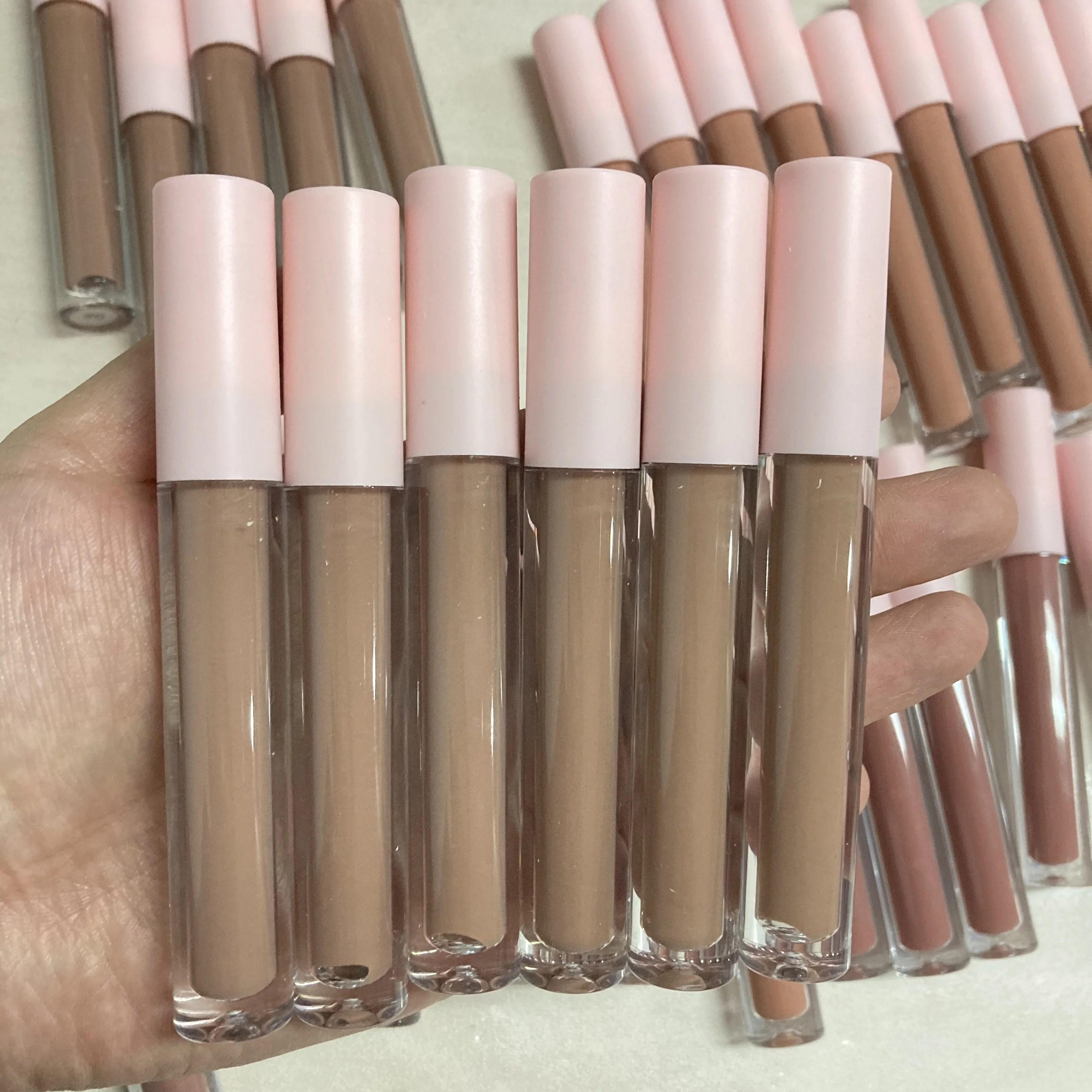 

Wholesale lipgloss gloss vegan pink lip gloss tubes with wand lip gloss private label