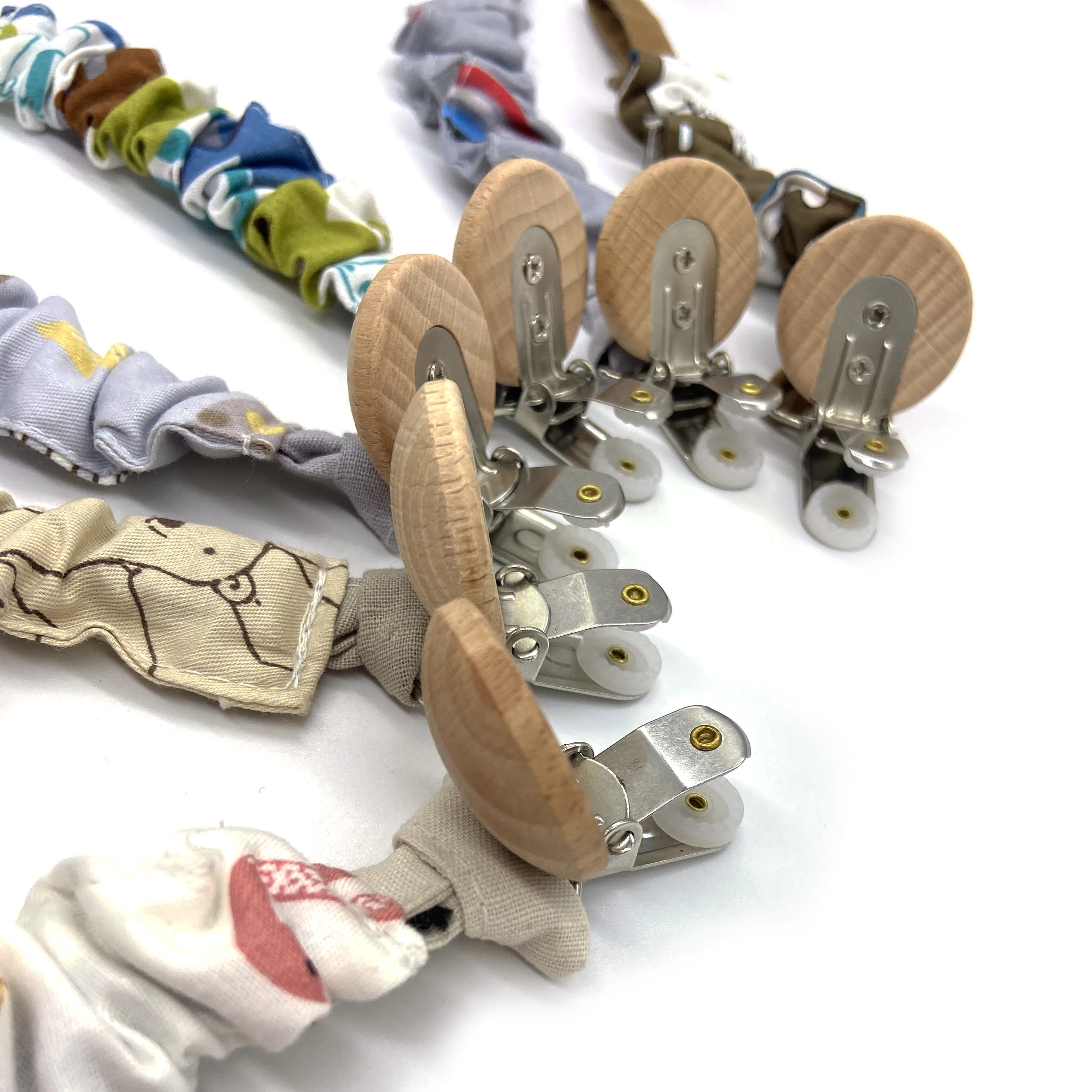 

New Cotton Fabric Pacifier Clip - Baby Girl Plastic Make Pacifier Clips with animal ribbon, Any paton colour code is avilable