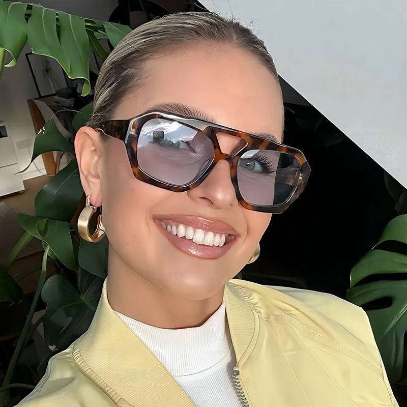 2024 Valentine Retro Personality Glasses Double Bridge Eyewear Lunettes Classic Wholesale Large Frame Sunglasses