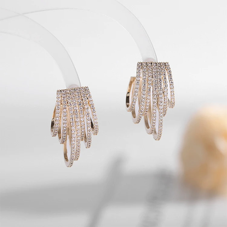 

Professional Design Best-selling Copper Inlaid Zircon Ladies Pop Earrings New 925 Silver Needle Earrings