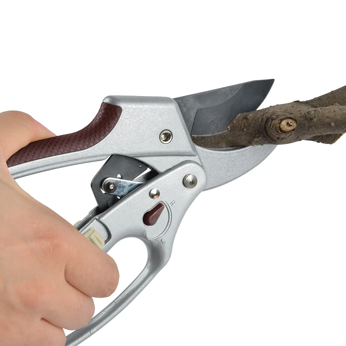 

Winslow & Ross Global Patent Innovation 2 in 1 Aluminium Ratchet Tree Pruning Garden Secateurs