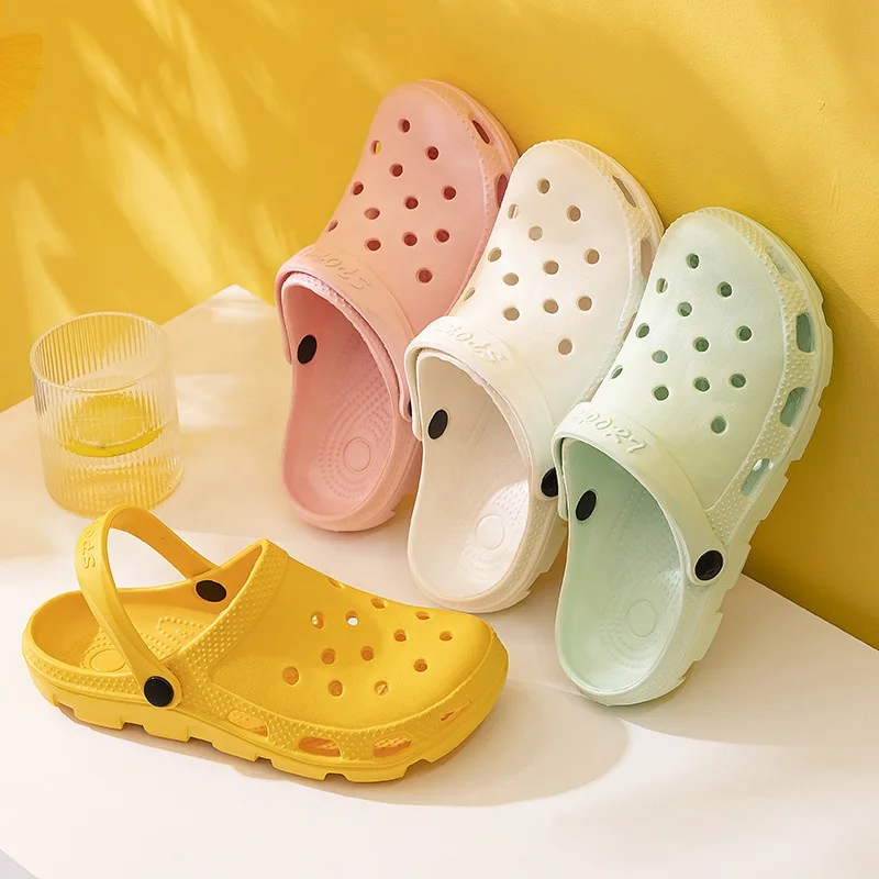 

2022 Summer new hole shoes couple beach shoes non-slip leisure large size sandals thick-soled slippers, Picture