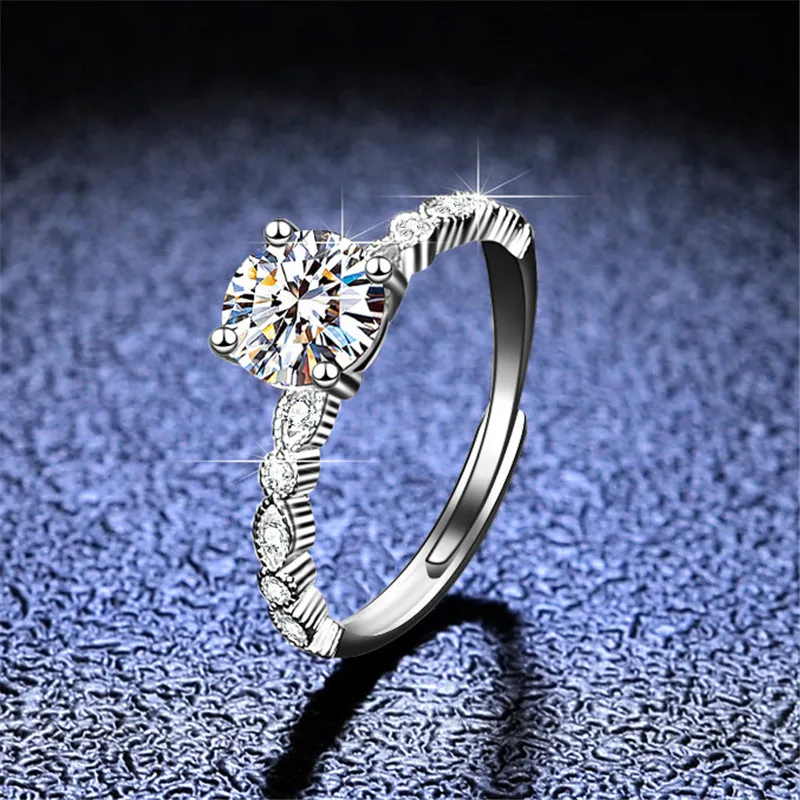 

Silver 925 Original Diamond Test Past Round Brilliant Cut 1 Carat D Color Moissanite White Gemstone Wedding Ring for Women