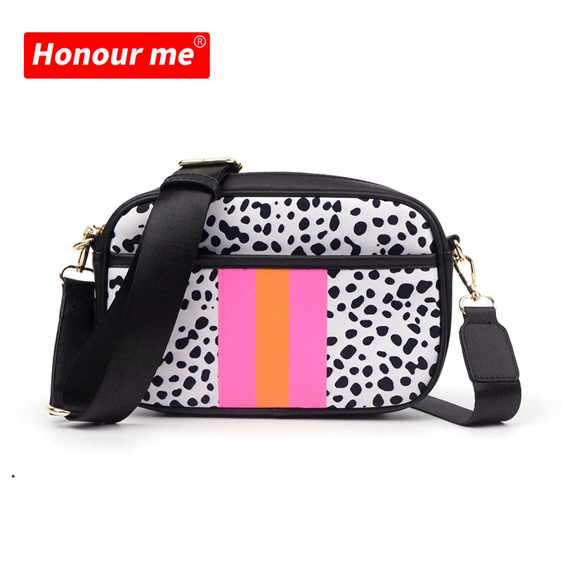 

2022 new style crossbody bag custom square zipper bag neoprene high quality single unisex messenger bag, Sample or customized