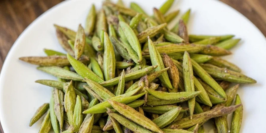 Spice comparison chart featuring green cardamom