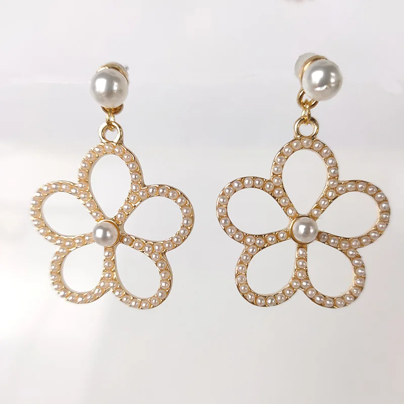 

2019 Hot sale Fashion earring jewelry pearl hollow flower shape alloy luxury female drop earring RS19NE63, 18k gold