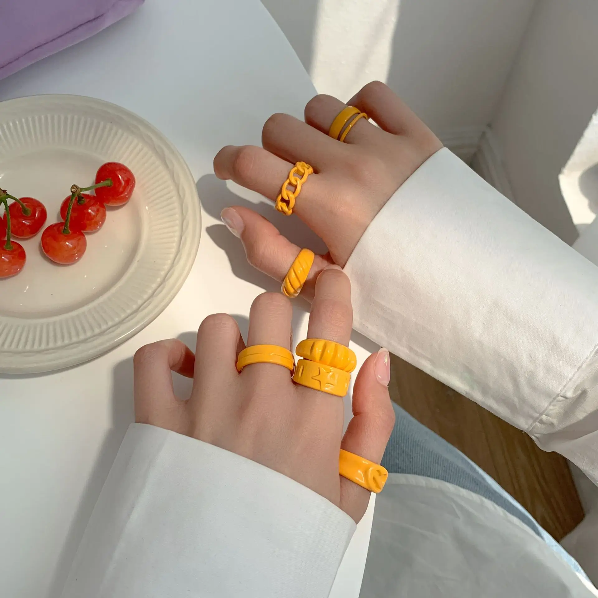 

Summer Fashion 6Pcs Set Stoving Varnish Hollow Link Chain Open Finger Rings Vintage Irregular Geometric Star Open Ring for Women