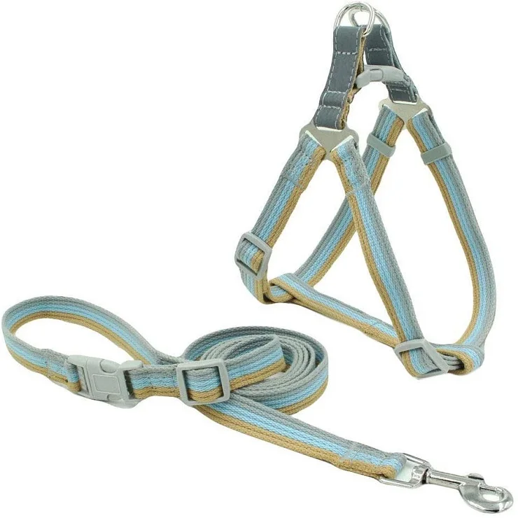 

Wholesale Soft Polyester Cotton Fabric Grey Buckle Dog Harness Leash Set