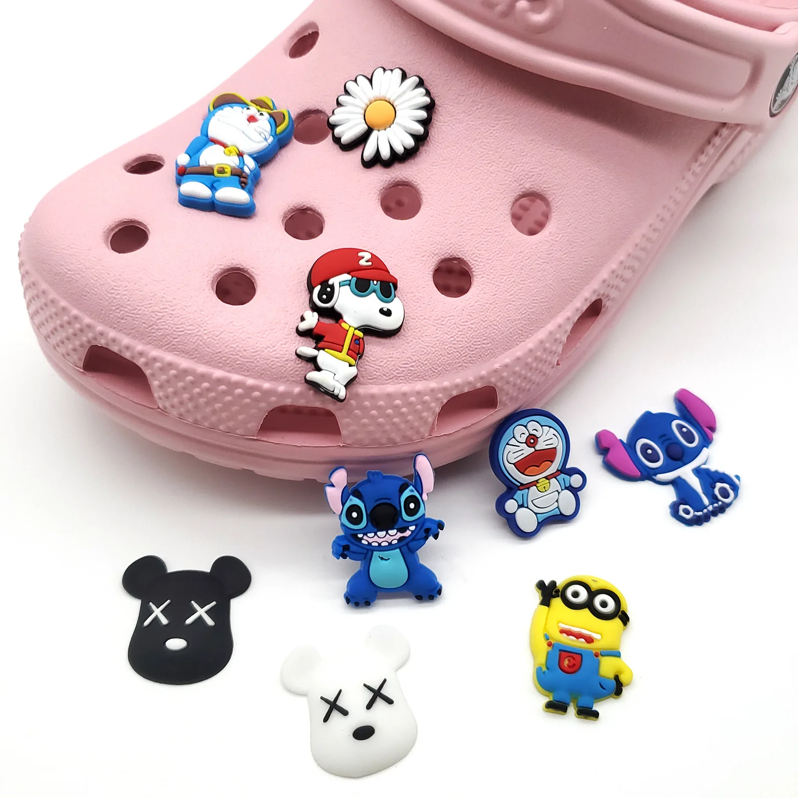 

Cartoon cute little yellow man shoes ornaments Puppy shoes Doraemon shoes ornaments, As picture/custom