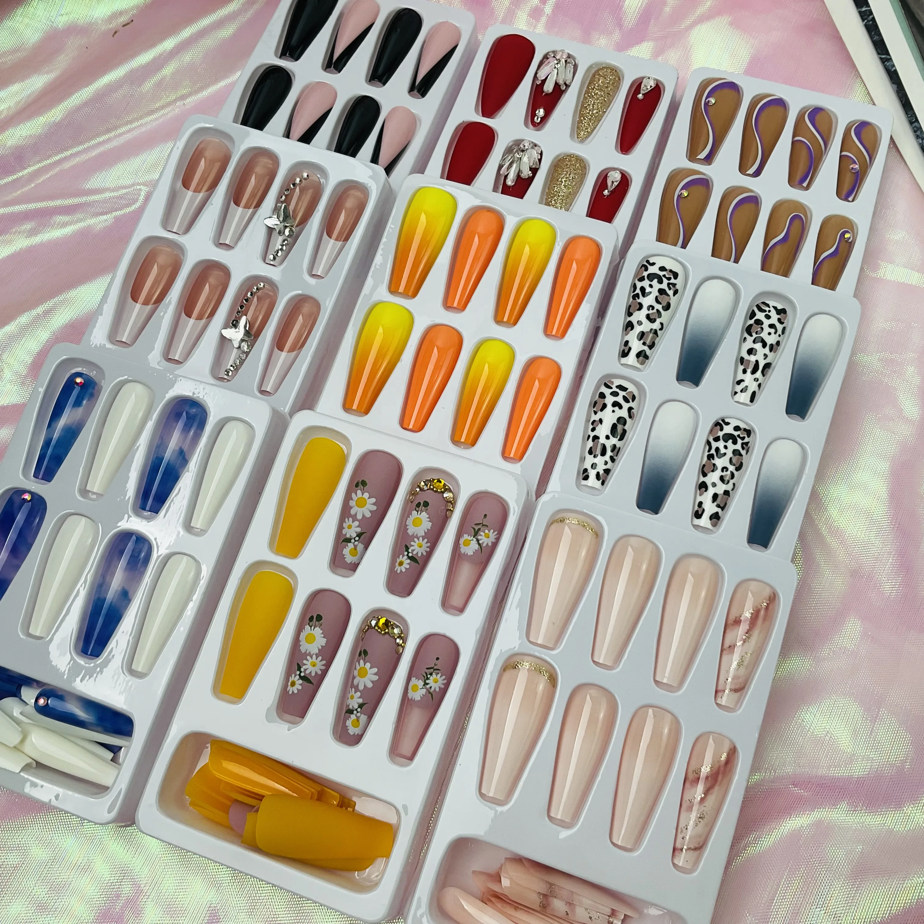 

2022 Wholesale Artificial Fingernails Designed Luxury Acrylic Bling Long Press On Nail With Packaging Box For Women, 12 colors