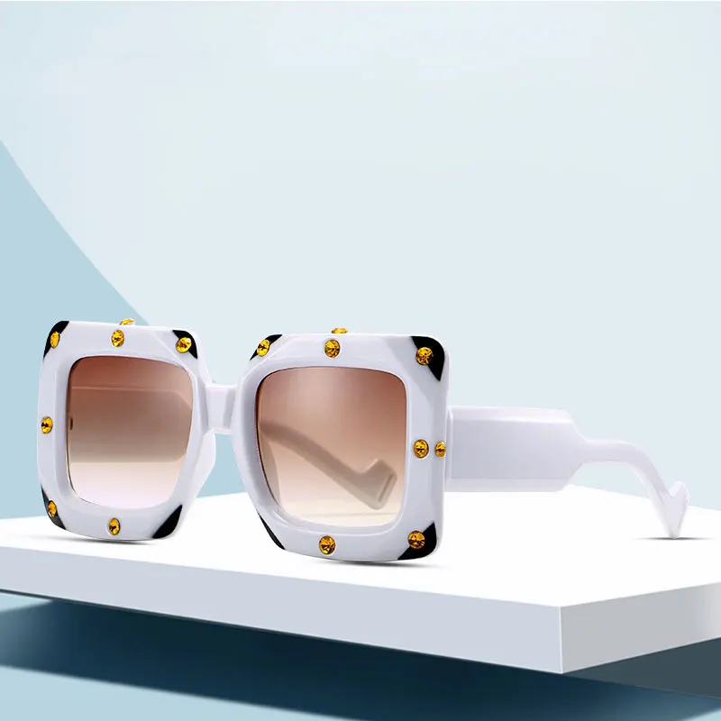 

Luxury Diamond Sunglasses Oversized Square Sun glasses Women