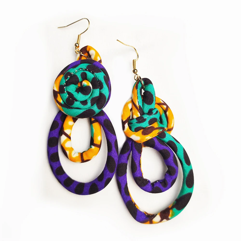 

2021 Ins African Print Wax Cotton Fabric Fashionable Women Earrings Styling Girls Earrings For Daily, Picture shows