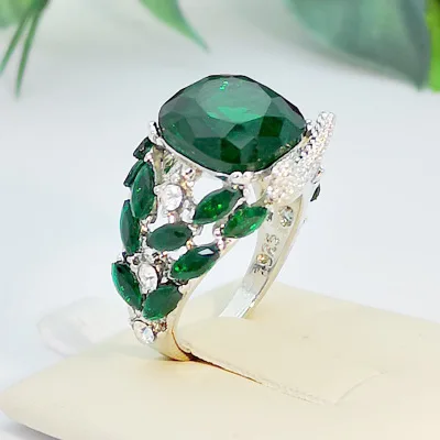 

Large Green Stone Ring For Women Wedding Gift Luxury Jewelry Color Cubic Zirconia Ring wholesale, Same as picture