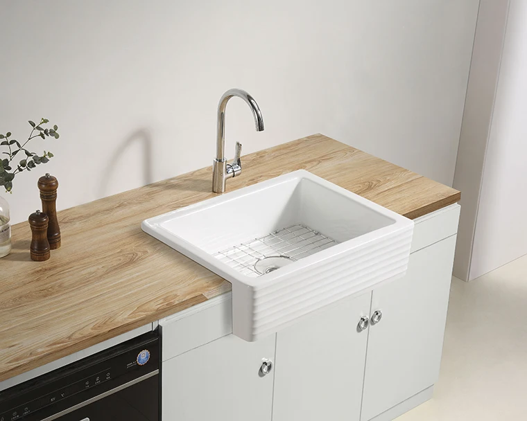 H502ef6ea9f1e4ce6bee543fea539890dt farmhouse sink