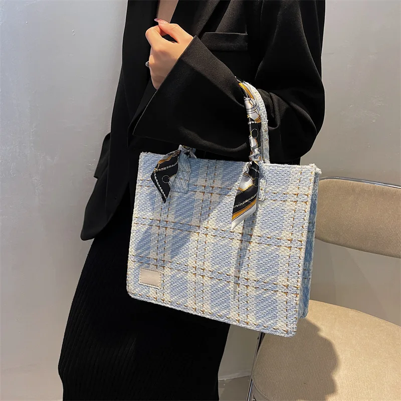 

BG-0319 Wholesales New Latest Retro Large-capacity Simple Pearl Chain Trend Portable Tote Canvas Bag High Quality Plaid Handbag, 3 colors