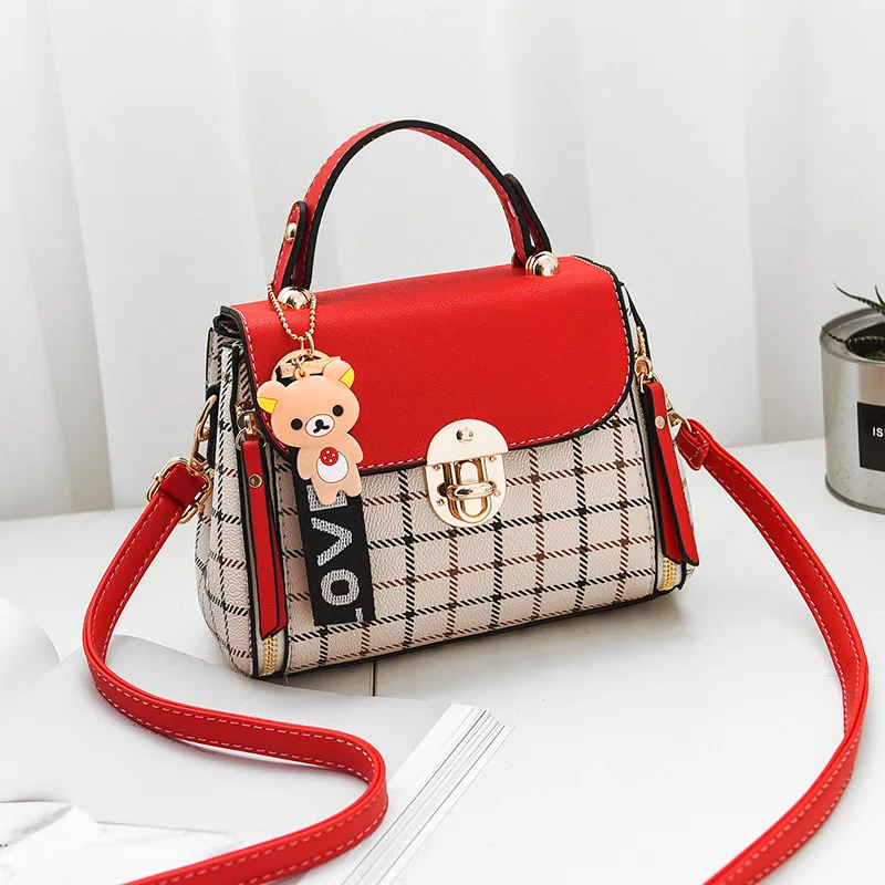 

2022 Hot Sale Women Plaid Pattern Hand Bags With Pendant Fashion Shoulders Crossbody Square Handbag For Ladies