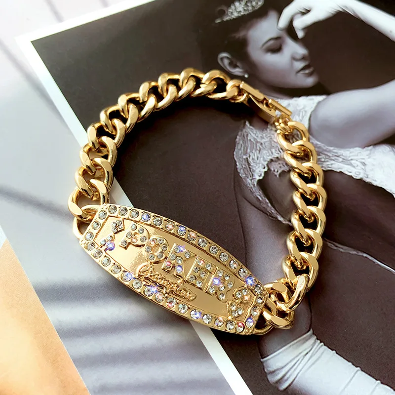 

Hiphop Trend Shiny Diamond Alloy Chain Bracelets Exaggerated Personality Letter Bangle Bracelets Link Chain Charm Bracelet Woman, Gold