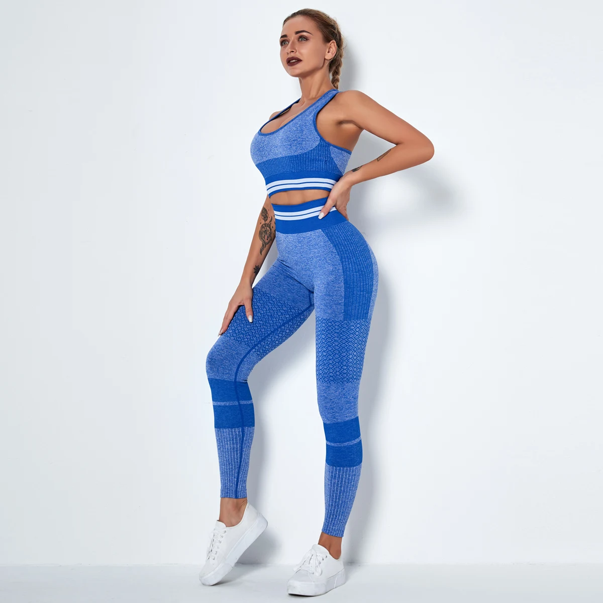 

Top Selling Newest Seamless Knitted Quick Dry Sports Striped Nylon Cotton Custom Fitness Wear Women Yoga Set, As picture
