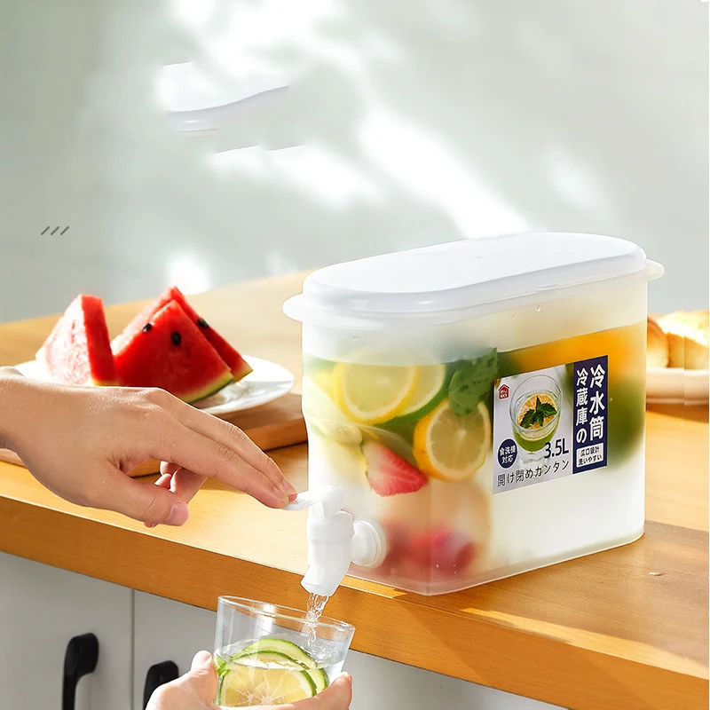 

3L Refrigerator Ice water Beverage Dispenser Cold Water Kettle with Faucet Large Capacity Plastic Beverage Pot