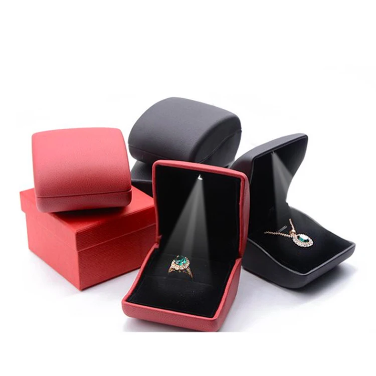 

Hot sale PU leather factory supply quality led light jewelry pendant ring box, Black, red