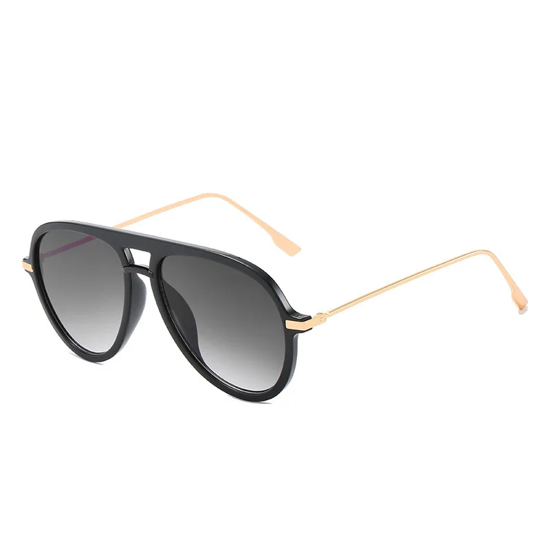

Fashionable Man Women Aviation Sunglasses Vintage UV400 Shades Eyewear Ocean Lens Gradient Pilot Sun Glasses