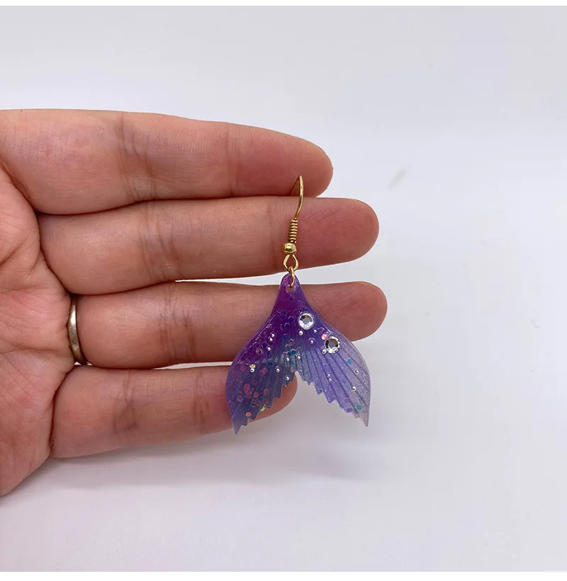 

2020 New Ins Super Fairy Sparkling Glitter 925 Silver Needle Earrings Korean Style Mermaid Tail Earrings, Colorful