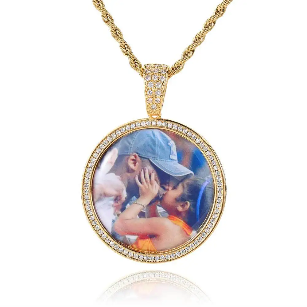 

New Arrival Custom Photo Memory Medallions Hip Hop Iced Out Diamond Circle Brass Photo Pendant Necklace