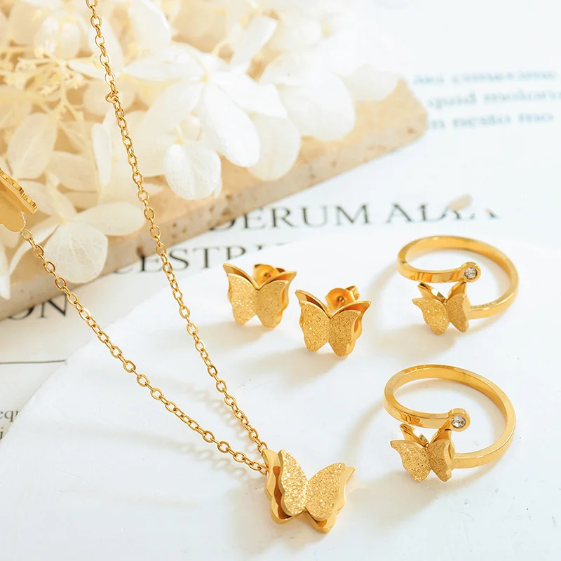 

Frosted Butterfly Pendant Necklace Earring Jewelry Set Gold Plated Fashion Style Jewelry