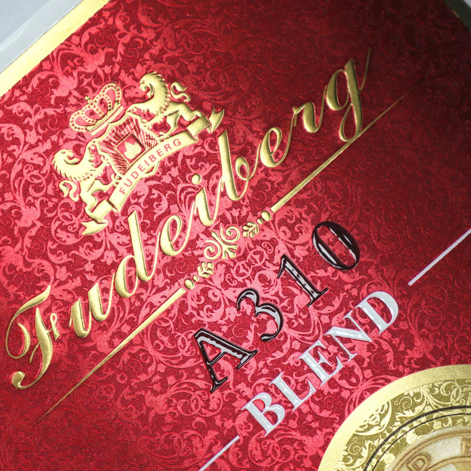 Custom Self Adhesive Print Wine Label Stamping Foil Embossed Label For