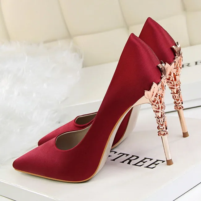 

Classic bridal wedding single shoes slip-on pointed toe high heels shoes for women sexy satin stilettos women's pumps, Pictures shown