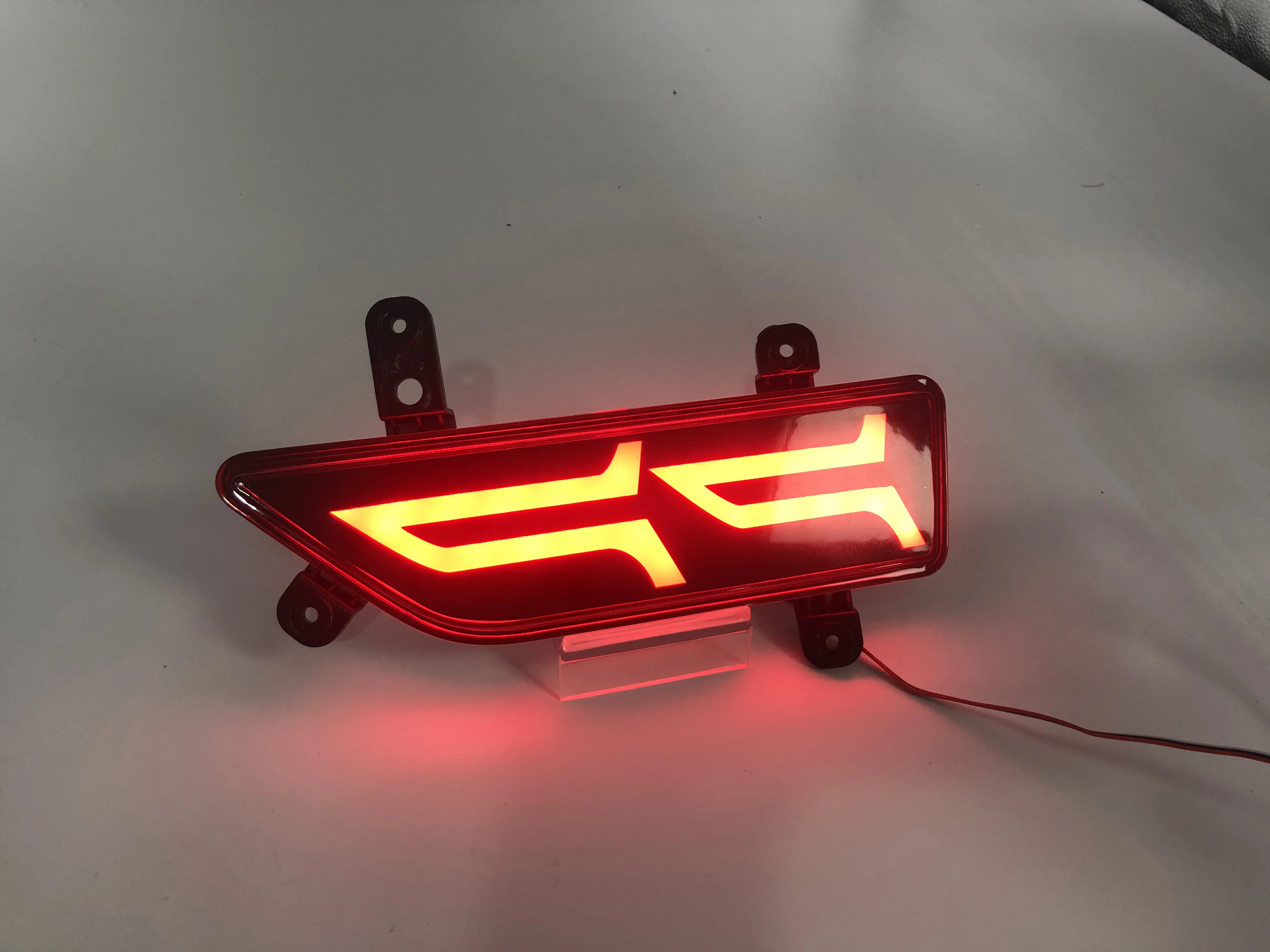 New Design Rear Bumper Tail Lamp Reflector For Xuv 300 Buy Xuv 300